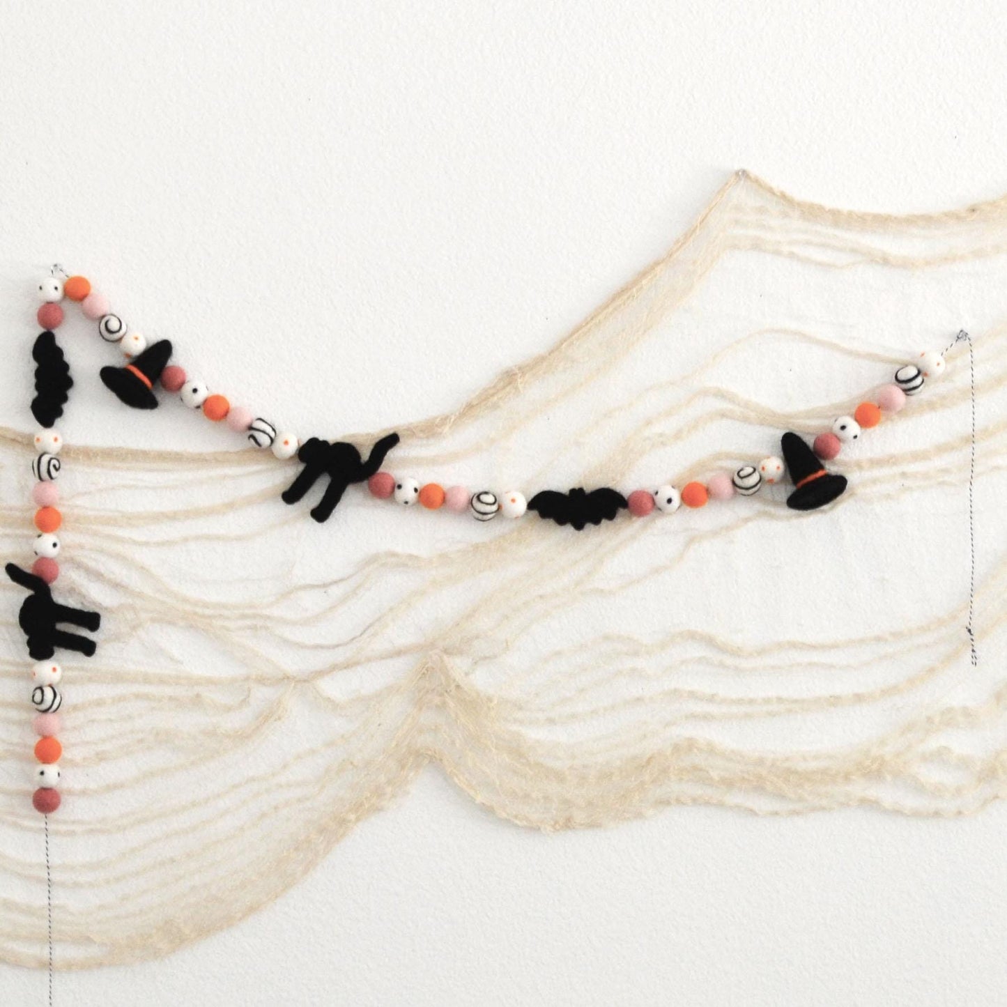 Halloween Garland | Halloween Felt Ball Garland | Hat,Cat & Bat Garland | Halloween Decoration | Halloween Banner | Halloween Decor | Felt