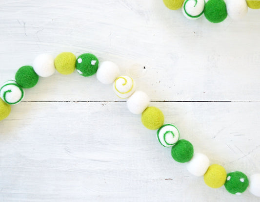 St. Patricks Day Felt Garland- Green & White