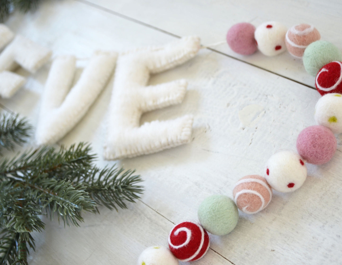 Christmas Felt Banner - BELIEVE