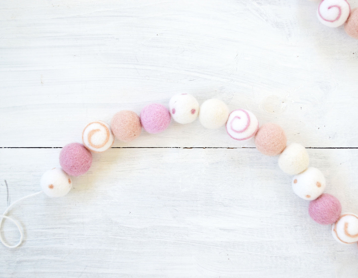Felt Ball Garland - Pink