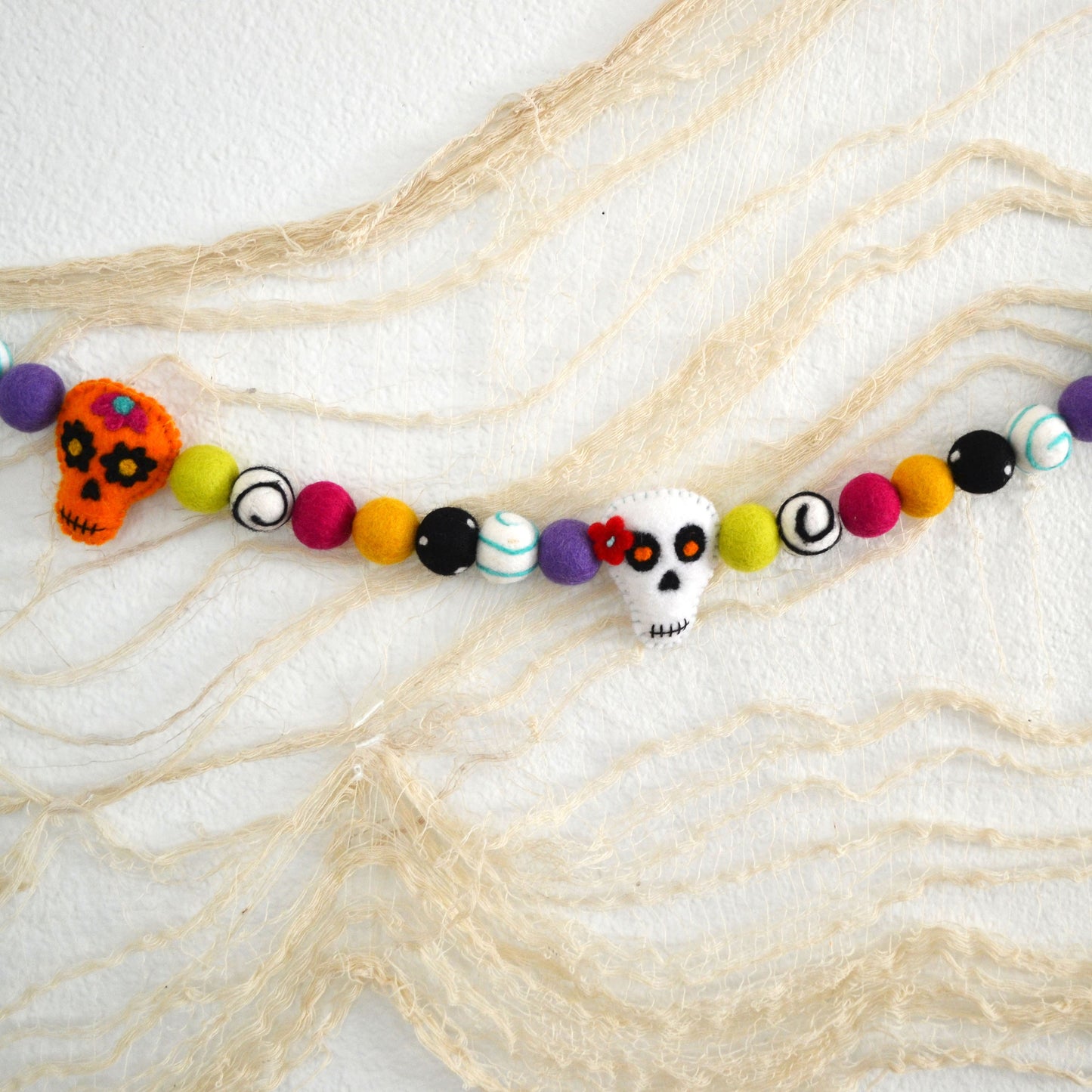 Dia De Los Muertos Felt Garland - Skulls