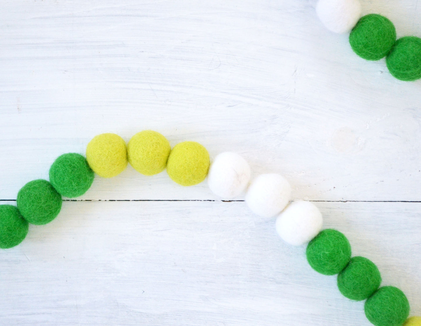 St. Patricks Day Felt Garland - Green & White