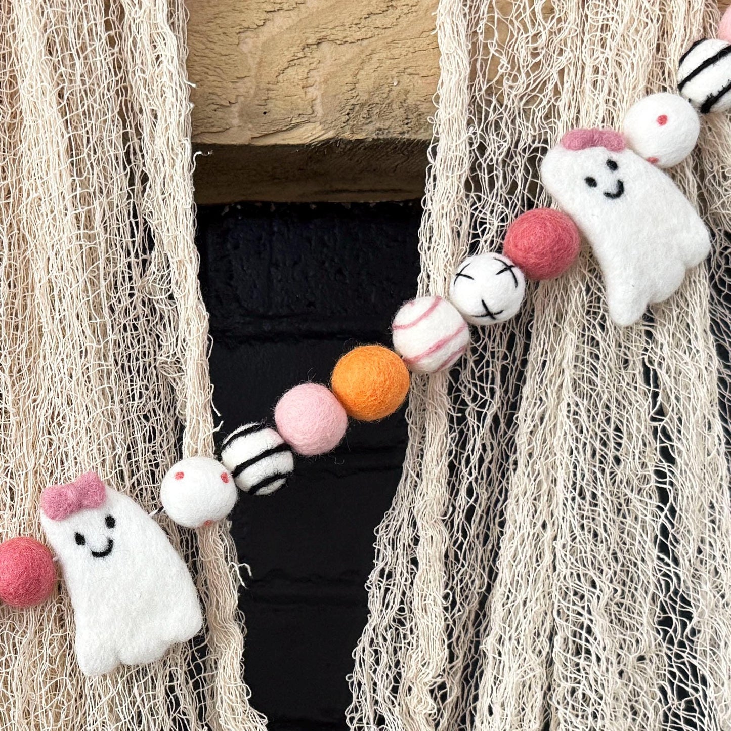 Halloween Felt Ball Garland - White Ghosts