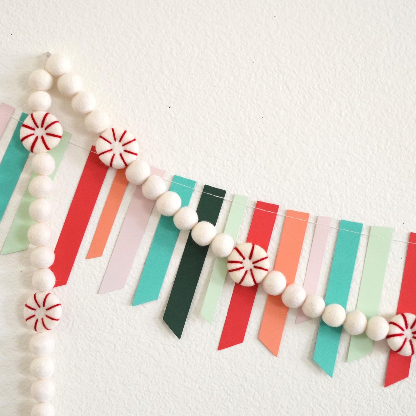 Christmas Felt Garland | Christmas Garland | Felt Garland | Peppermint Garland | Christmas Decoration | Holiday Decor | Peppermint Candy