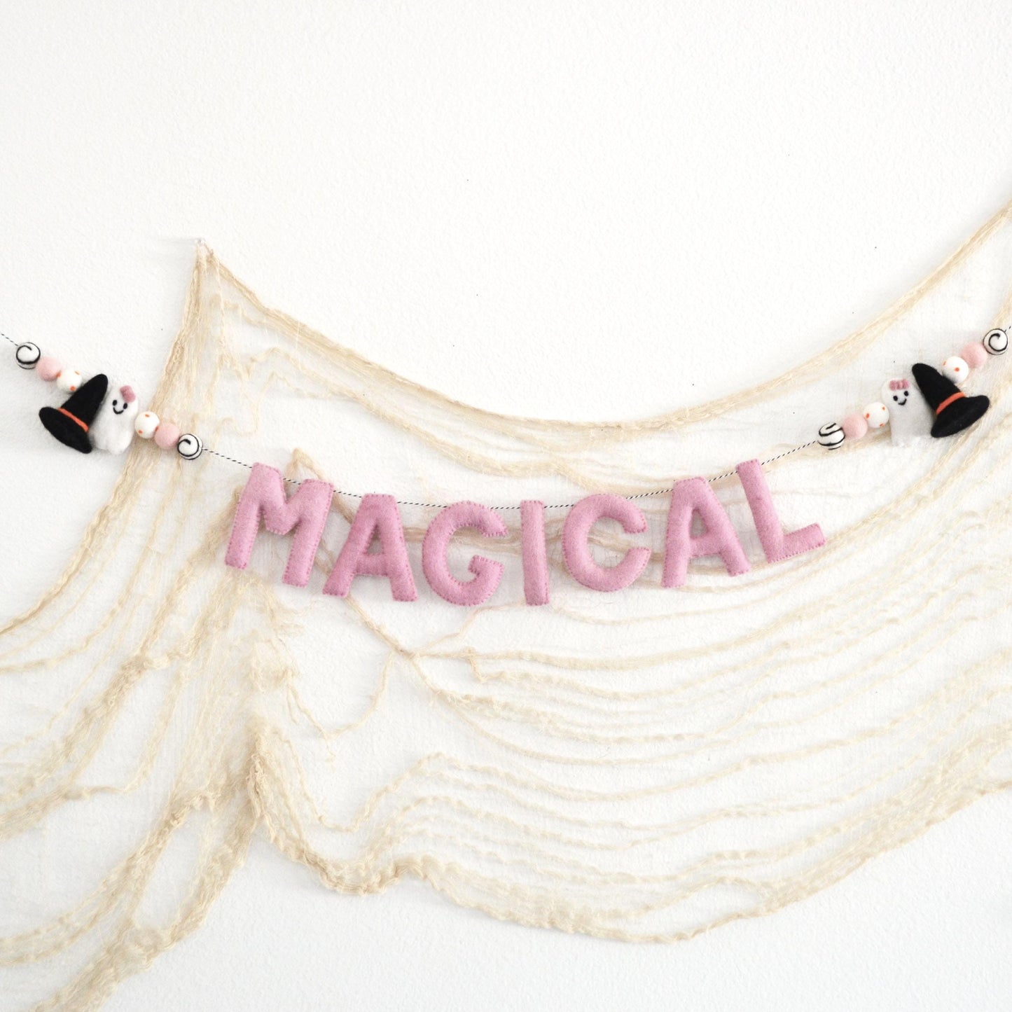 Halloween Garland /MAGICAL Halloween Decoration /Halloween Felt Ball Garland /Halloween Decoration /Halloween Party Decor/ Halloween Banner