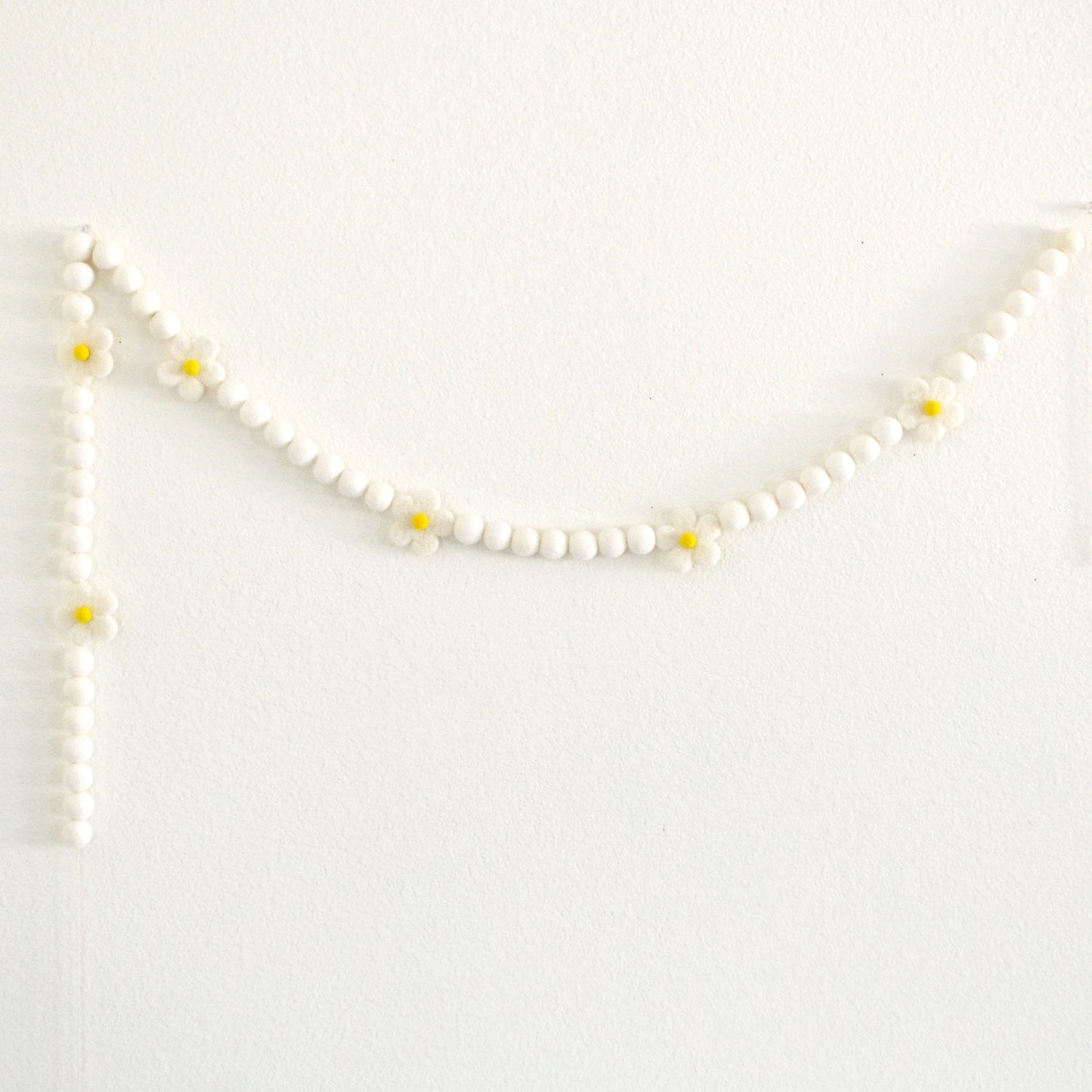 Felt Ball Garland - White Daisies