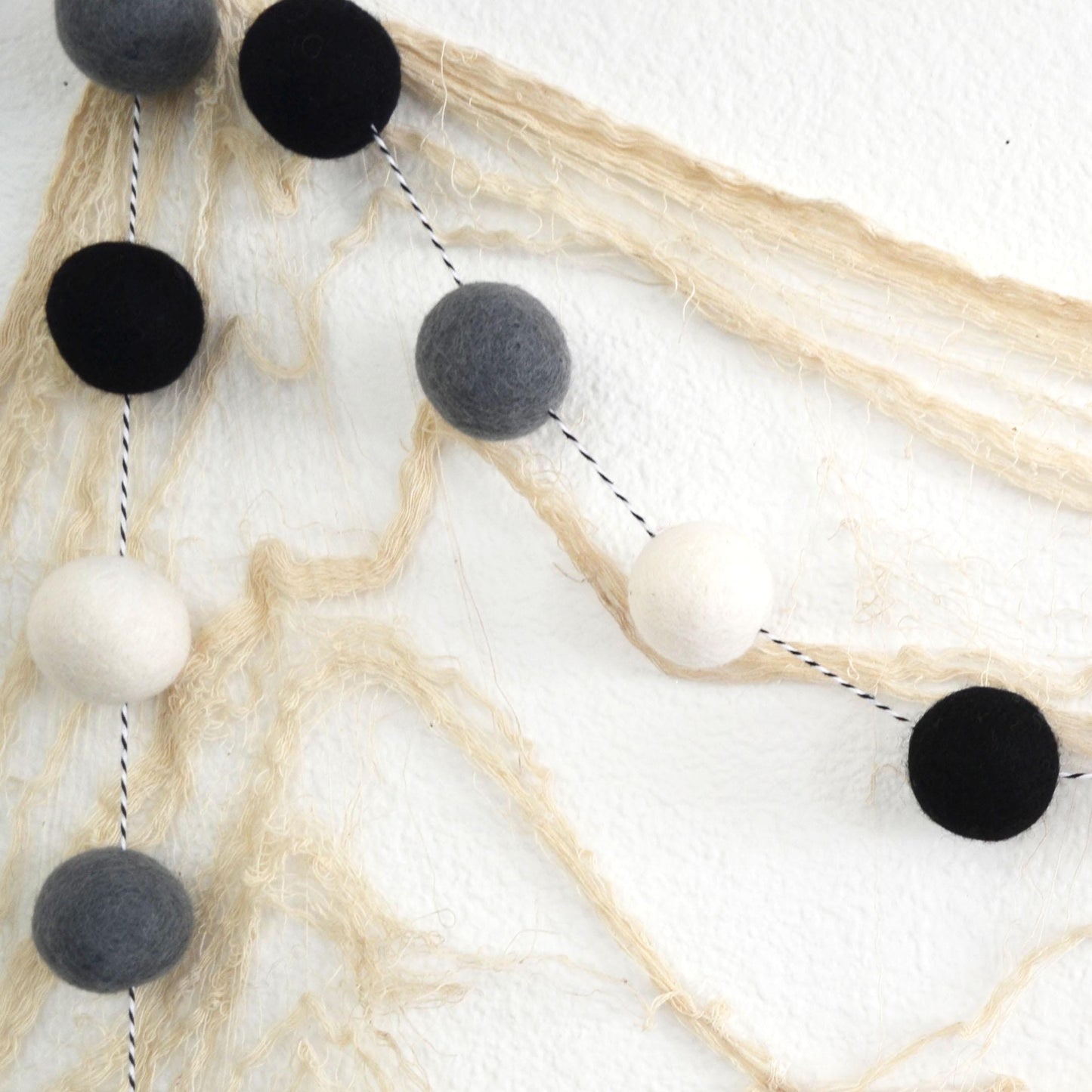 Black Felt Ball Garland | 4cm Halloween Felt Ball Garland | Halloween Decor | Felt Garland | Halloween Garland | Black Gray White Garland