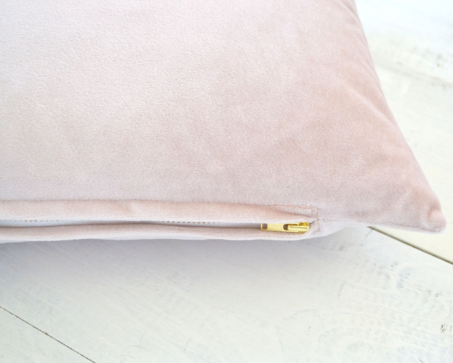 Blush Velvet Pillow Cover - Blush Velvet Pillow, Throw Pillow, Blush Pillow, Girls Pillow, Velvet Pillow, Blush Pillow, Nursery Pillow