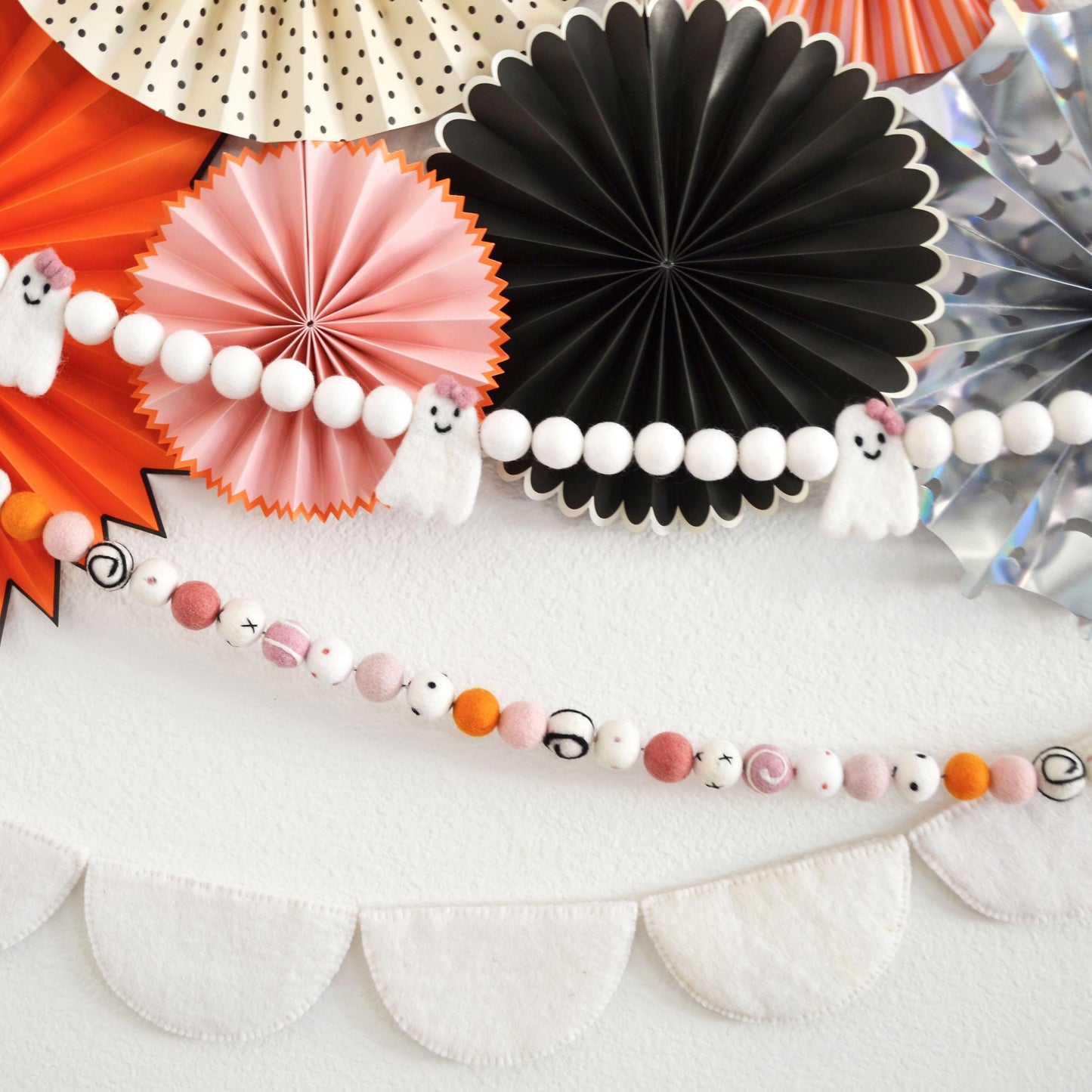 Halloween Felt Ball Garland - Ghost Felt Ball Garland, Halloween Garland, Ghost Banner, Black and White Felt Ball Garland, Ghost Garland