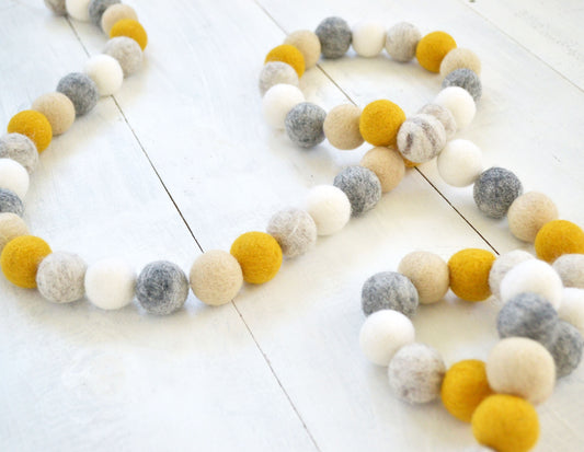 Felt Ball Garland -Felt Garland, Fall Garland, Fall Banner, Neutral Felt Garland, Felt Balls, Neutral Fall Decor, Neutral Felt Balls, Fall