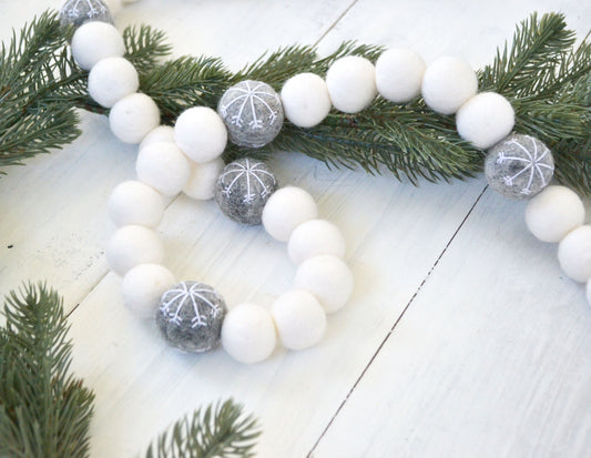 Christmas Garland - Snowflake Felt Ball Garland, Christmas Felt Garland, Christmas Banner, Christmas Decor, Christmas Felt Ball Garlands