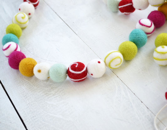Christmas Felt Ball Garland