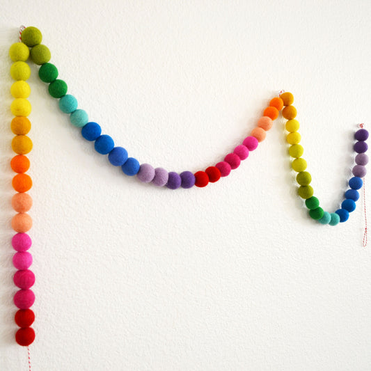 Rainbow Felt Ball Garland | Rainbow Banner | Rainbow Party Decor | Ombré Rainbow Garland | Birthday Banner | Felt Ball Rainbow Garland