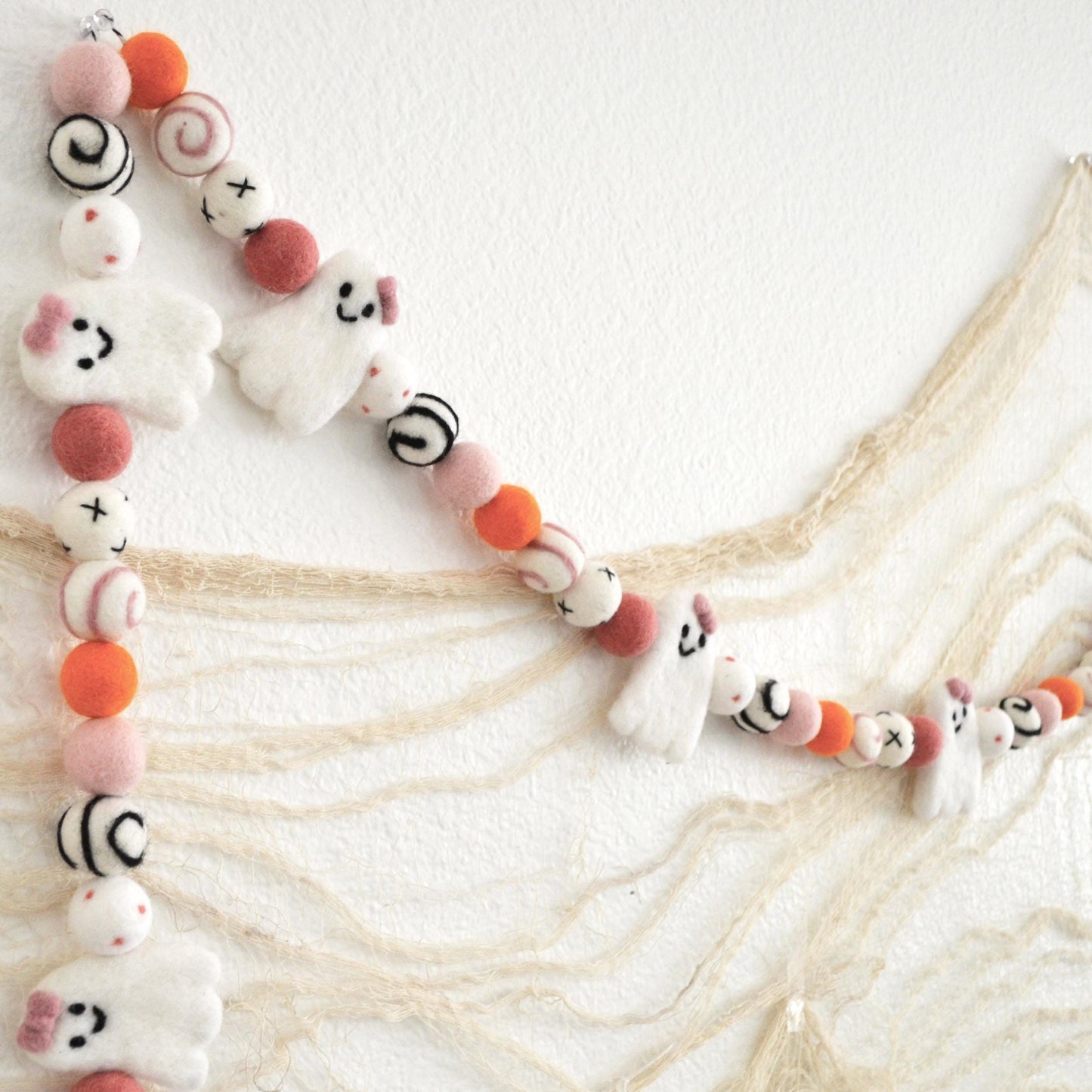 Halloween Felt Ball Garland - White Ghosts with Pink Bows