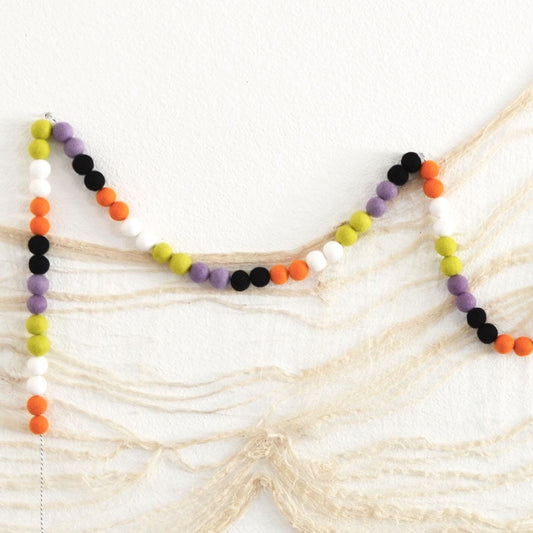 Halloween Felt Ball Garland - Felt Ball Garland, Halloween Decor, Pink Halloween Garland, Garland, Halloween Party, Halloween Ombre Garland