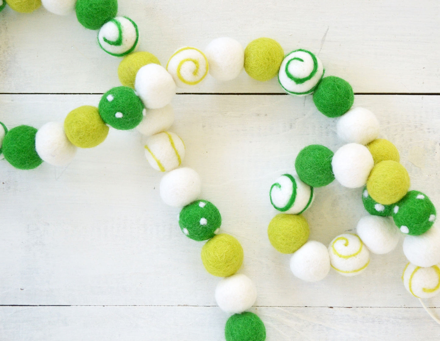 St. Patricks Day Felt Garland- Green & White