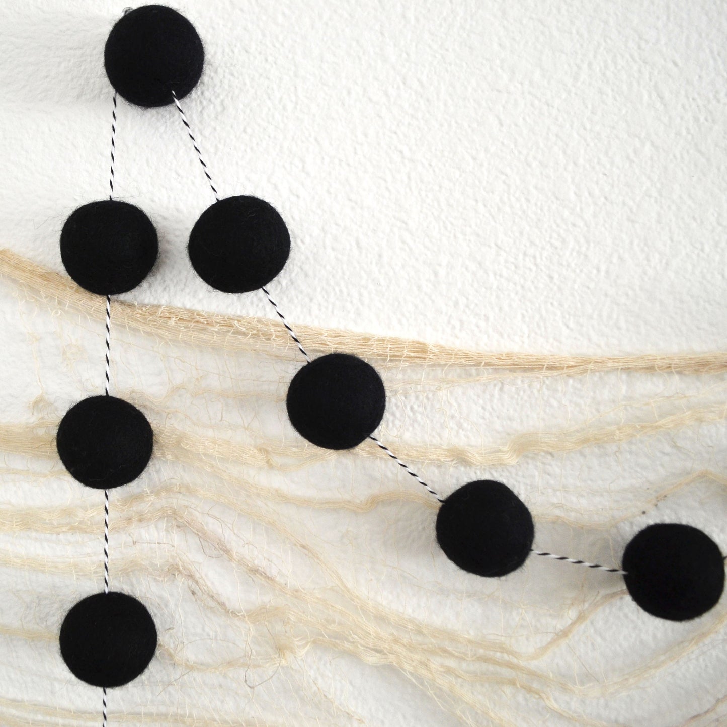 Halloween Felt Ball Garland - 4cm Black