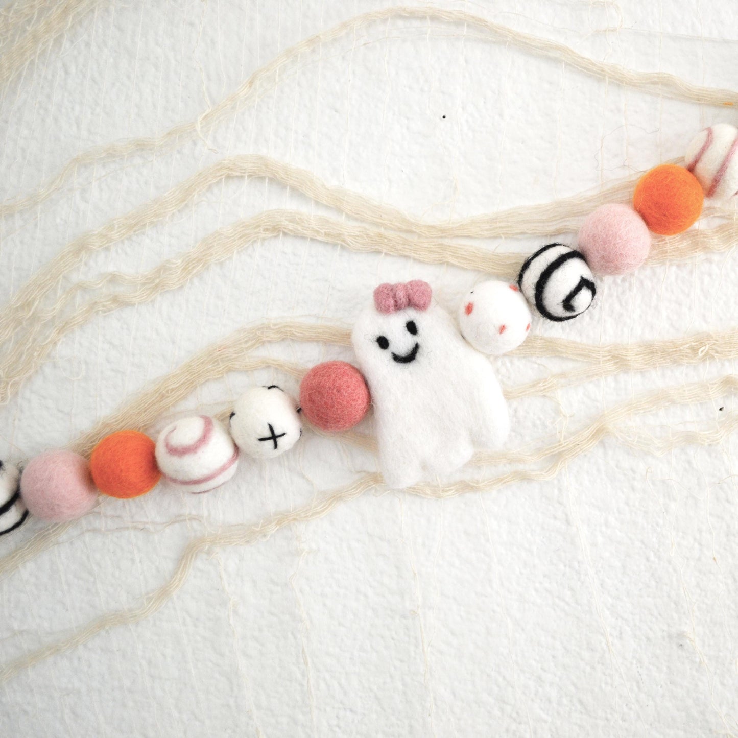 Halloween Felt Ball Garland - White Ghosts with Pink Bows