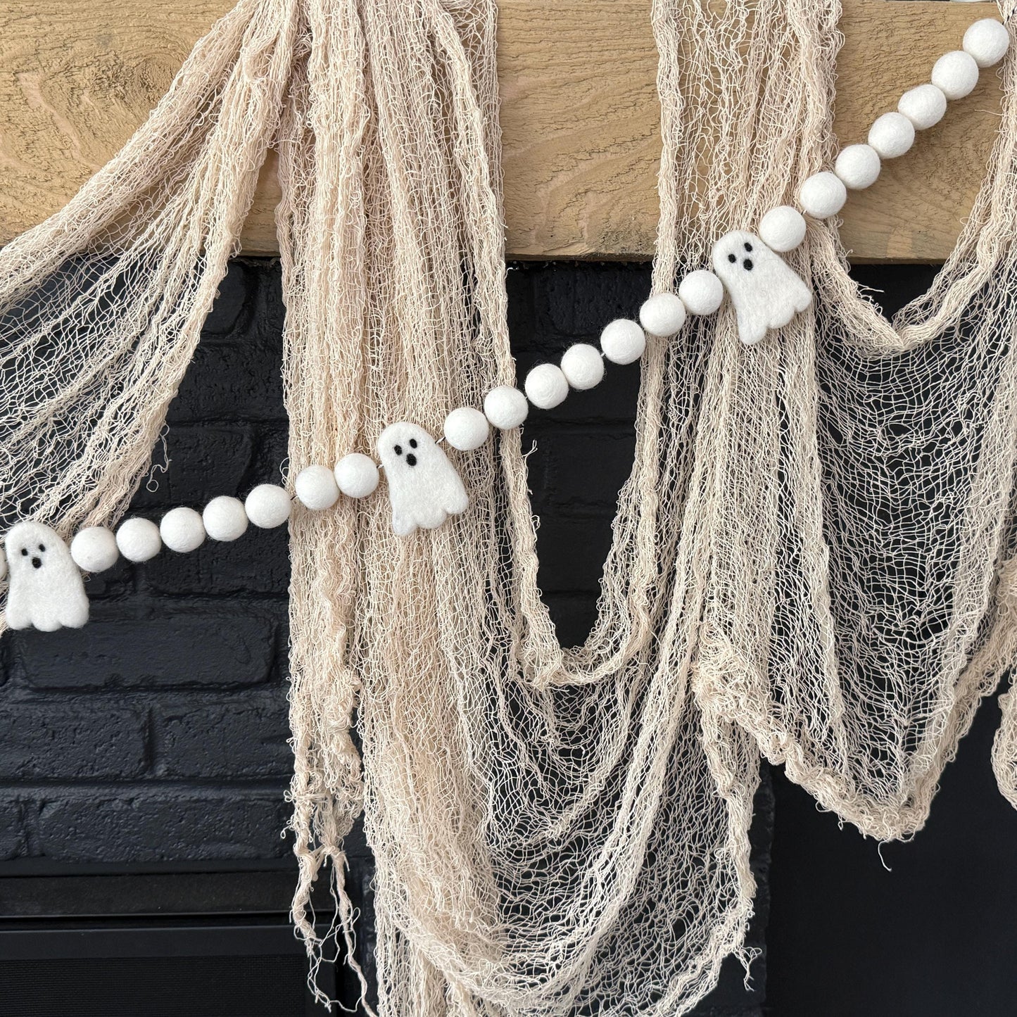 Halloween Felt Ball Garland - White Ghost