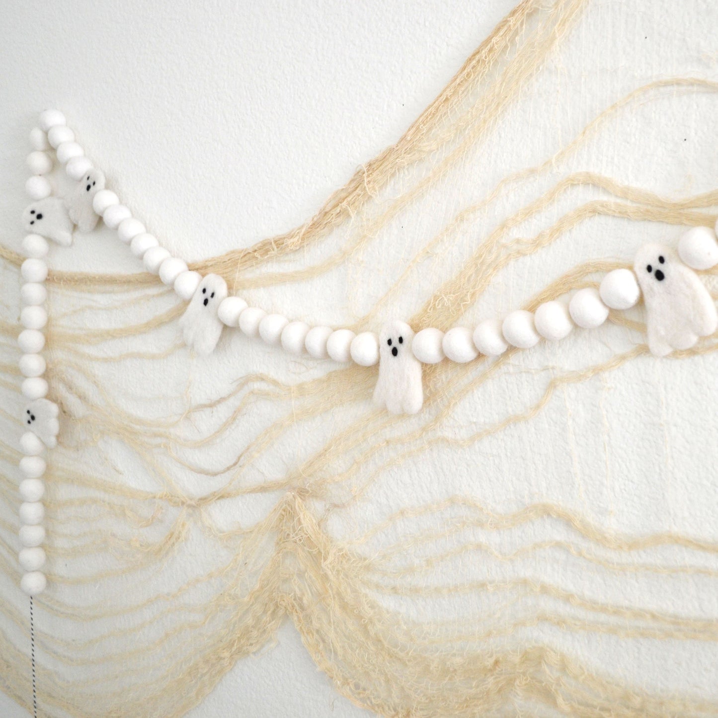 Halloween Felt Ball Garland - White Ghost
