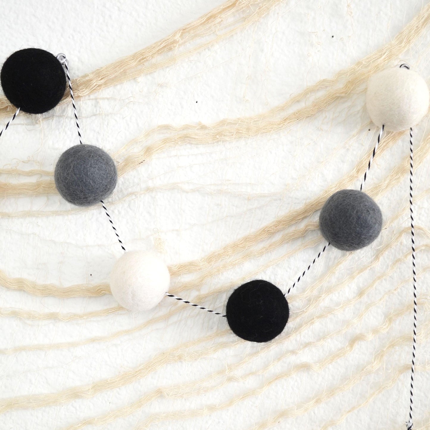 Black Felt Ball Garland | 4cm Halloween Felt Ball Garland | Halloween Decor | Felt Garland | Halloween Garland | Black Gray White Garland