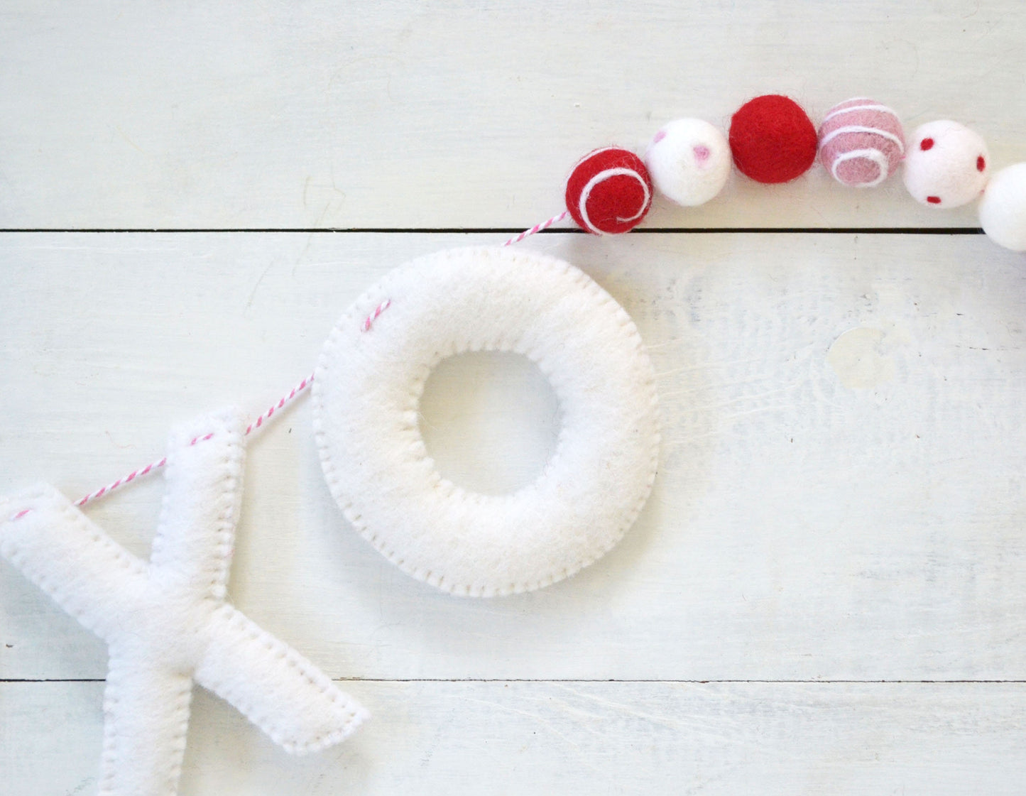Valentines Felt Garland - Valentines Felt Ball Garland, Valentines Banner, XOXO Felt Ball Garland, Valentines Day Garland, Valentines Decor