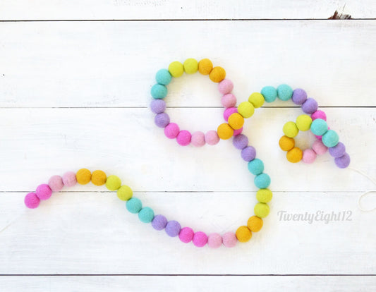Felt Ball Garland - Rainbow Ombre