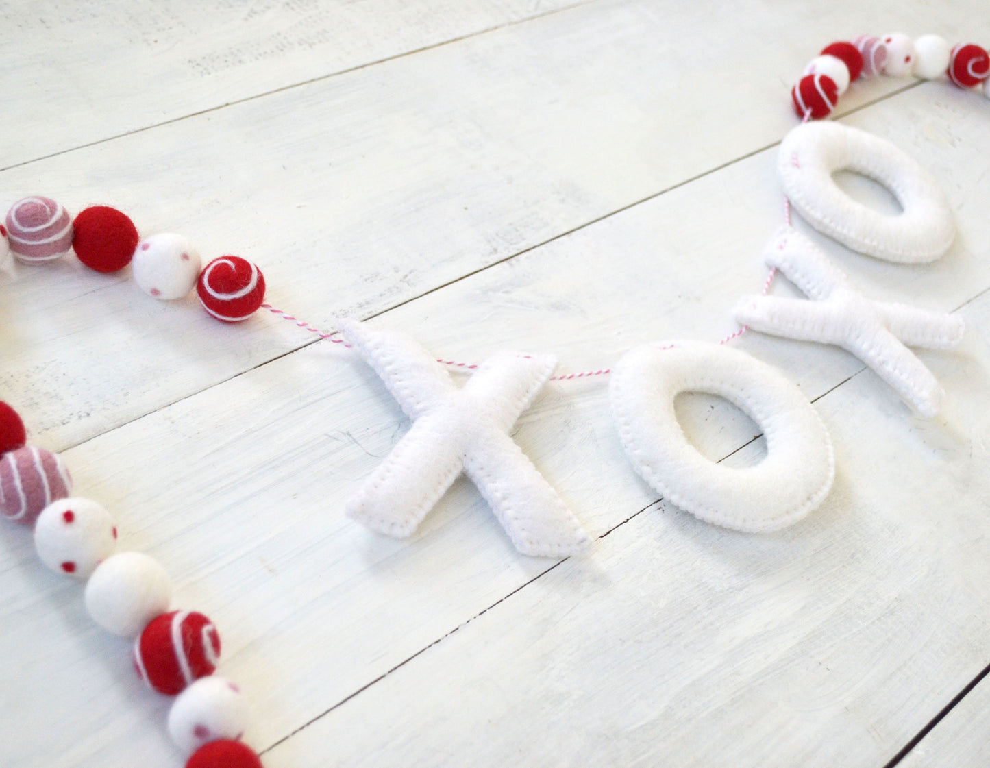 Valentines Felt Garland - Valentines Felt Ball Garland, Valentines Banner, XOXO Felt Ball Garland, Valentines Day Garland, Valentines Decor