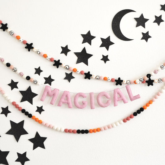 MAGICAL Halloween Garland-  Halloween Decoration /Halloween Felt Ball Garland /Halloween Decorations /Halloween Party /Felt Ball Garland