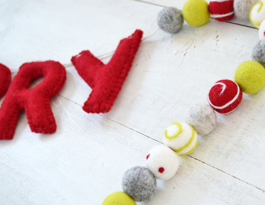 Christmas Felt Banner - BE MERRY