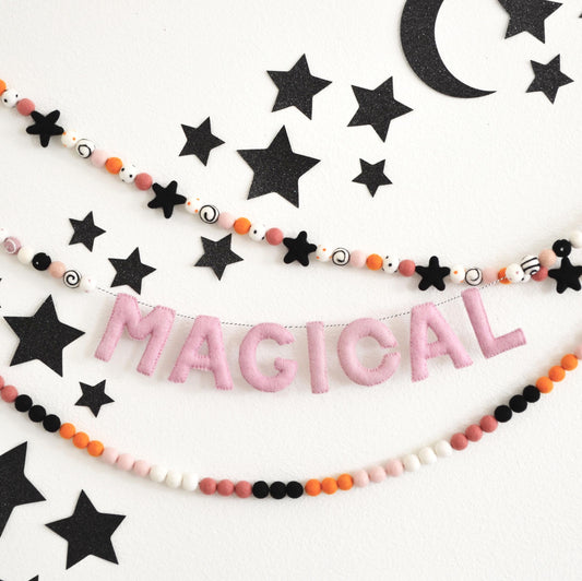 MAGICAL Halloween Garland-  Halloween Decoration /Halloween Felt Ball Garland /Halloween Decorations /Halloween Party /Felt Ball Garland