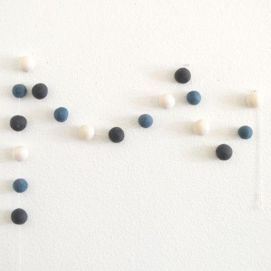 Blue, Gray and White Felt Ball Garland with 4cm Felt Balls