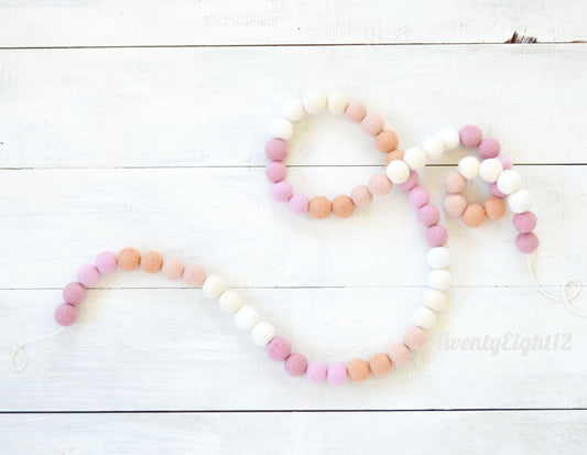 Felt Ball Garland - Pink & White Ombre