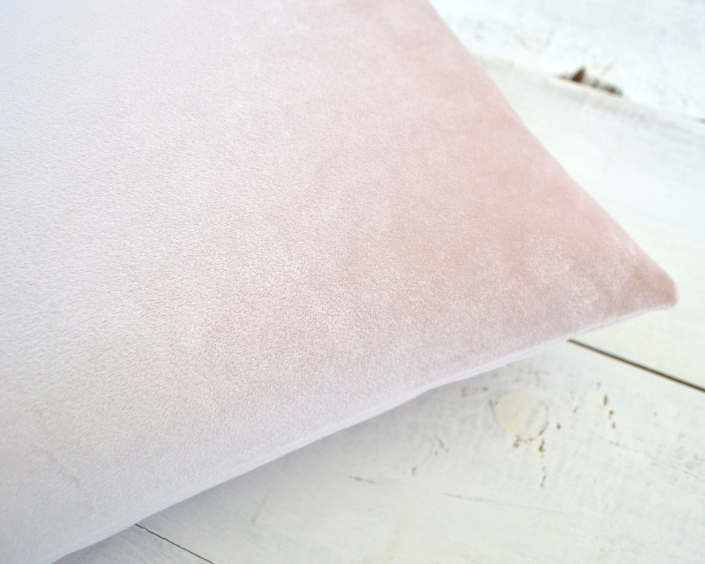 Blush Velvet Pillow Cover - Blush Velvet Pillow, Throw Pillow, Blush Pillow, Girls Pillow, Velvet Pillow, Blush Pillow, Nursery Pillow