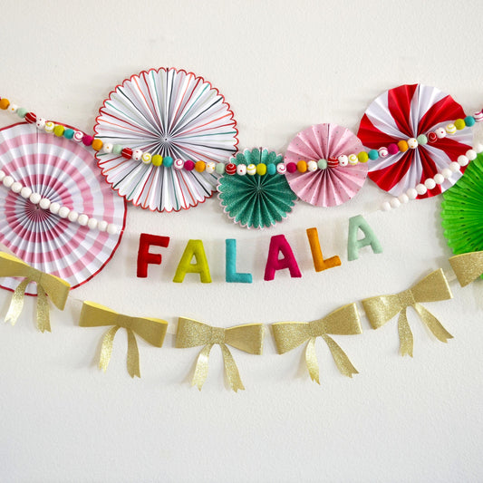 FALALA Felt Garland | Bow Garland | Felt Ball Garland | Christmas Felt Ball Garland | Christmas Garland | Christmas Decoration | Gold Bows