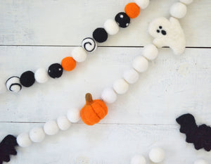 Felt Ball Garland - Halloween Bats, Ghosts and Pumpkins